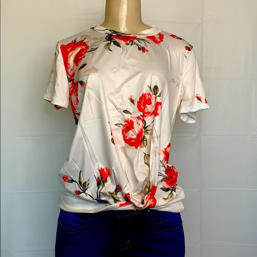 Women’s top with bottom tie